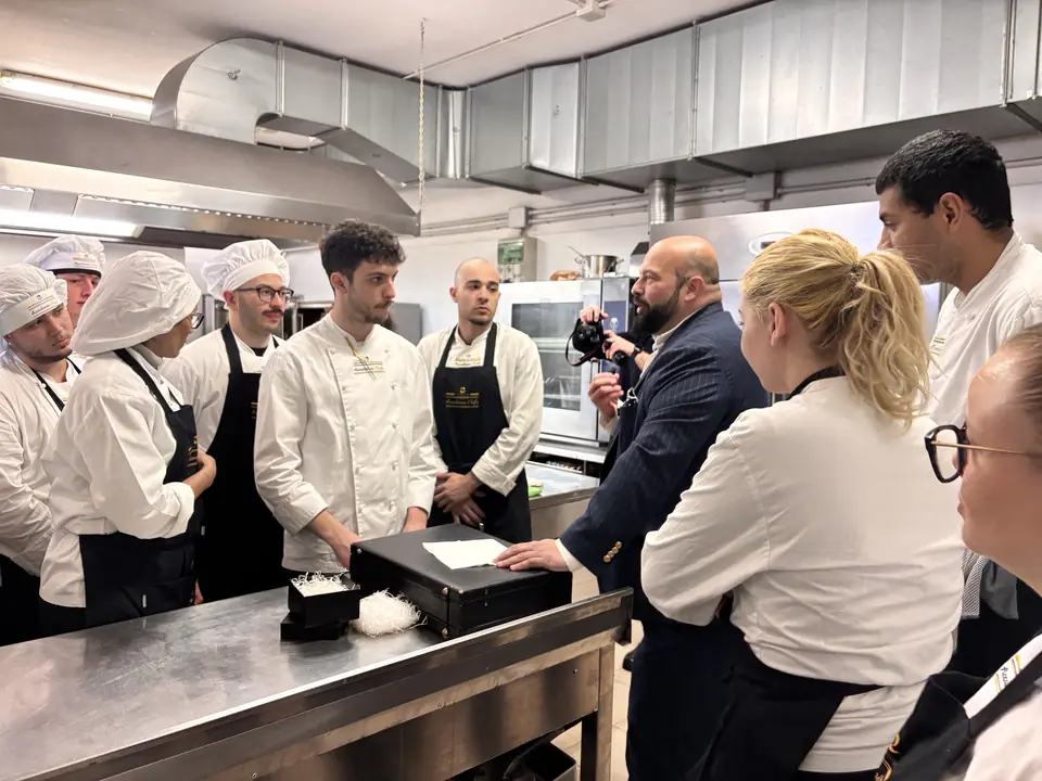 Formazione in cucina con la squadra