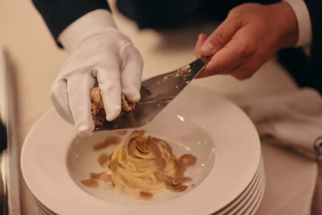 Lamellatura del Tartufo sulla pasta